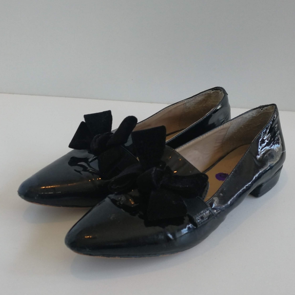 Vince Camuto Black 8.5 Womens Flat